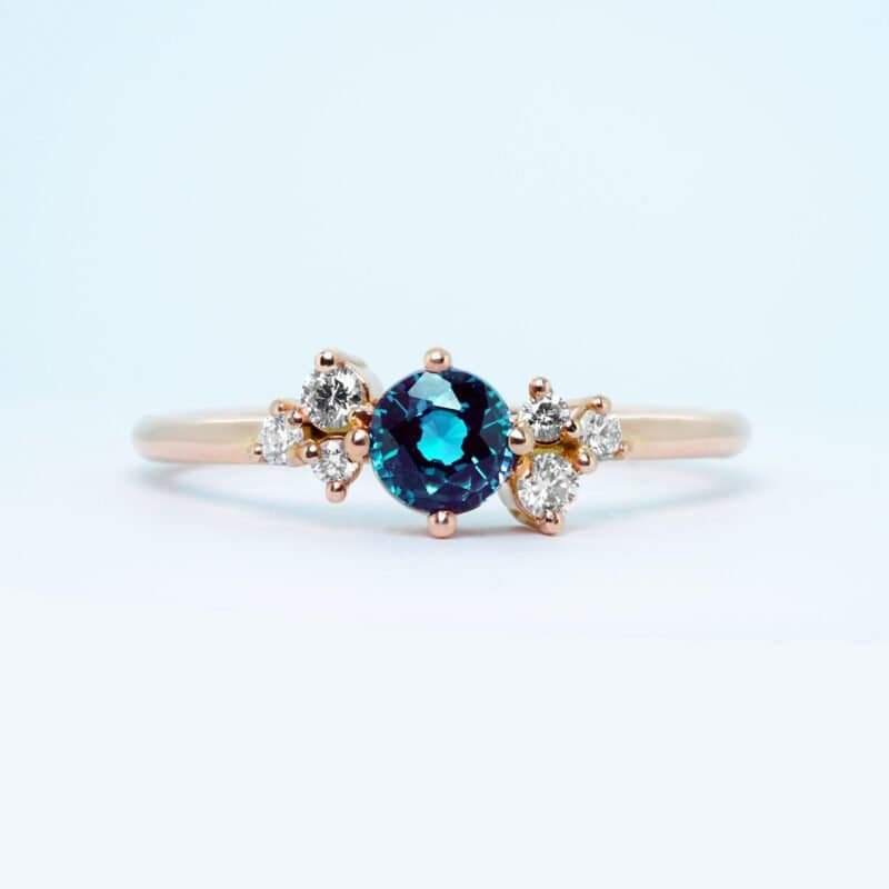 You are currently viewing Your Alexandrite Engagement Ring Guide