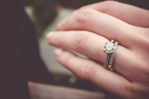 Read more about the article Engagement Ring Designs: Tech’s Cutting Edge